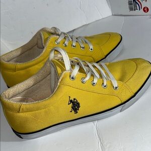 U  S polo assn  good condition size 12